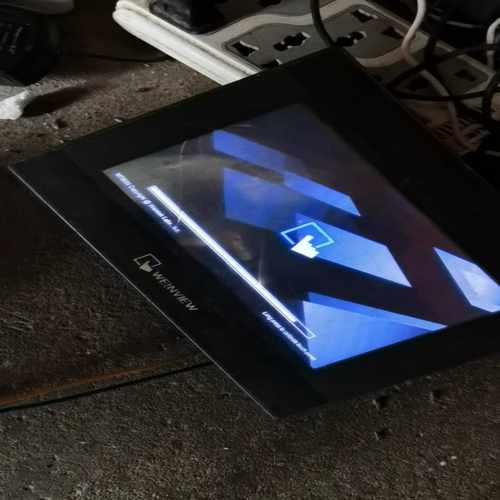 威纶MT8070iH触摸屏，一台触摸失灵询价