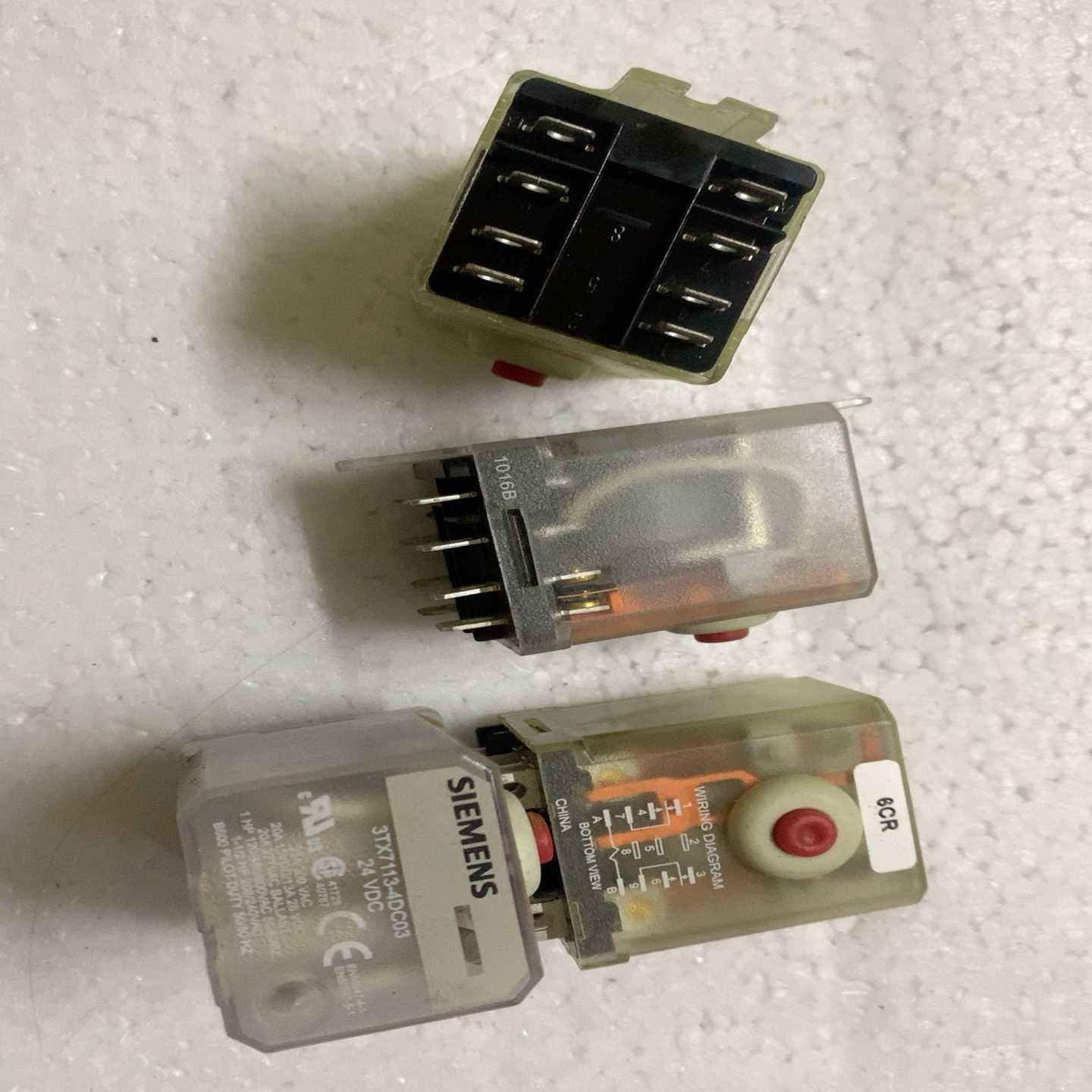 议价24V继电器711-0，镀金触点，四个适用