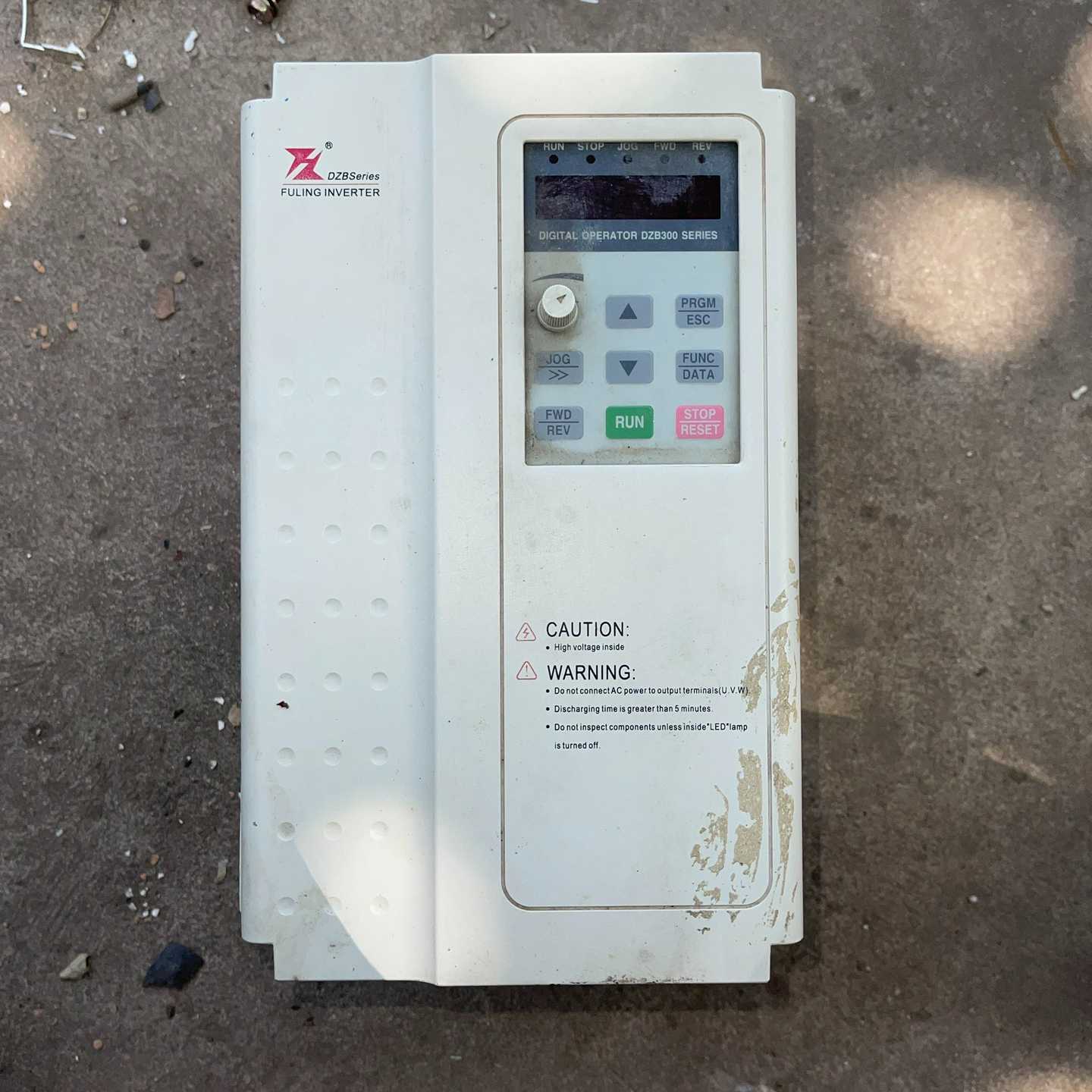 3.7KW220V富凌变频器DZB312B003.询价