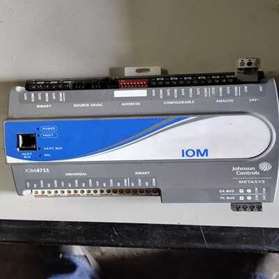 江森IOM4711控制器，99新无包装。询价