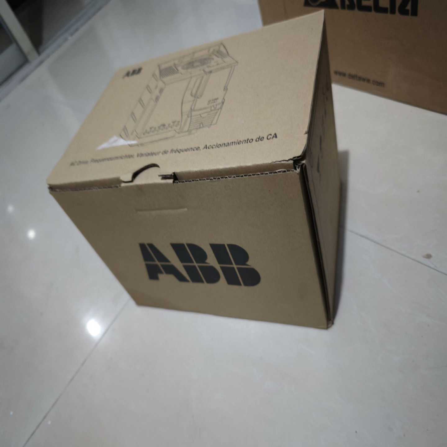 议价全新原装ABB变频器ACS355-03E-12A5-q4现货/维修