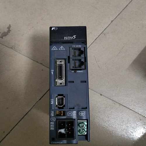 驱动器RYH401F5-VV2，400W功率，三相交流供