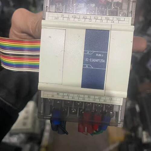 信捷PLC扩展模块XCE3AD4PT2DA拆机一个成色，议价商品
