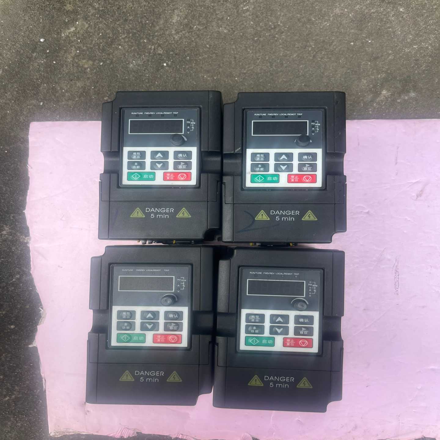 台力变频器M100R7G1 0.75Kw  220V  成色~询价