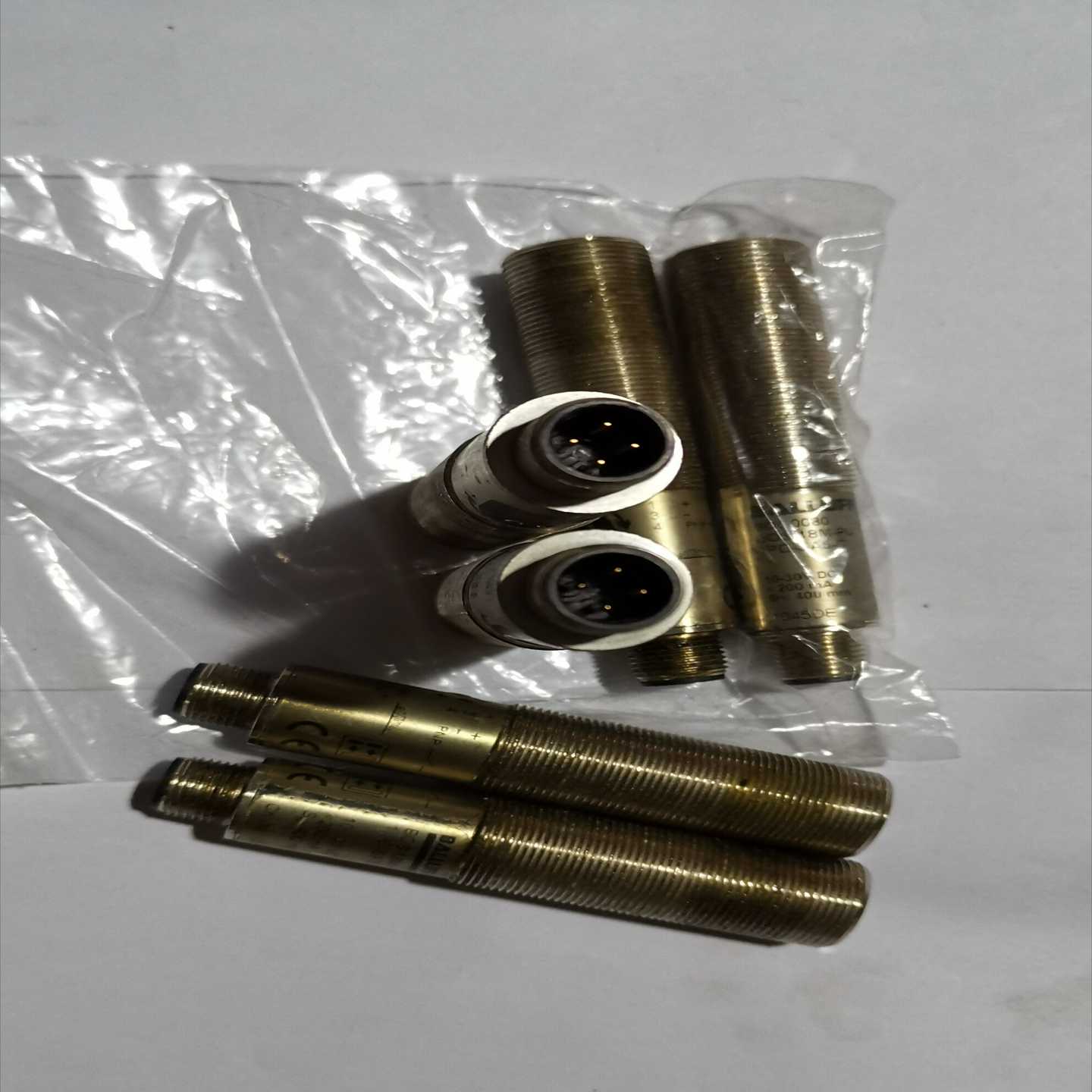 【议价】BALLUFF巴鲁夫BOS0080光电开关传感器适用