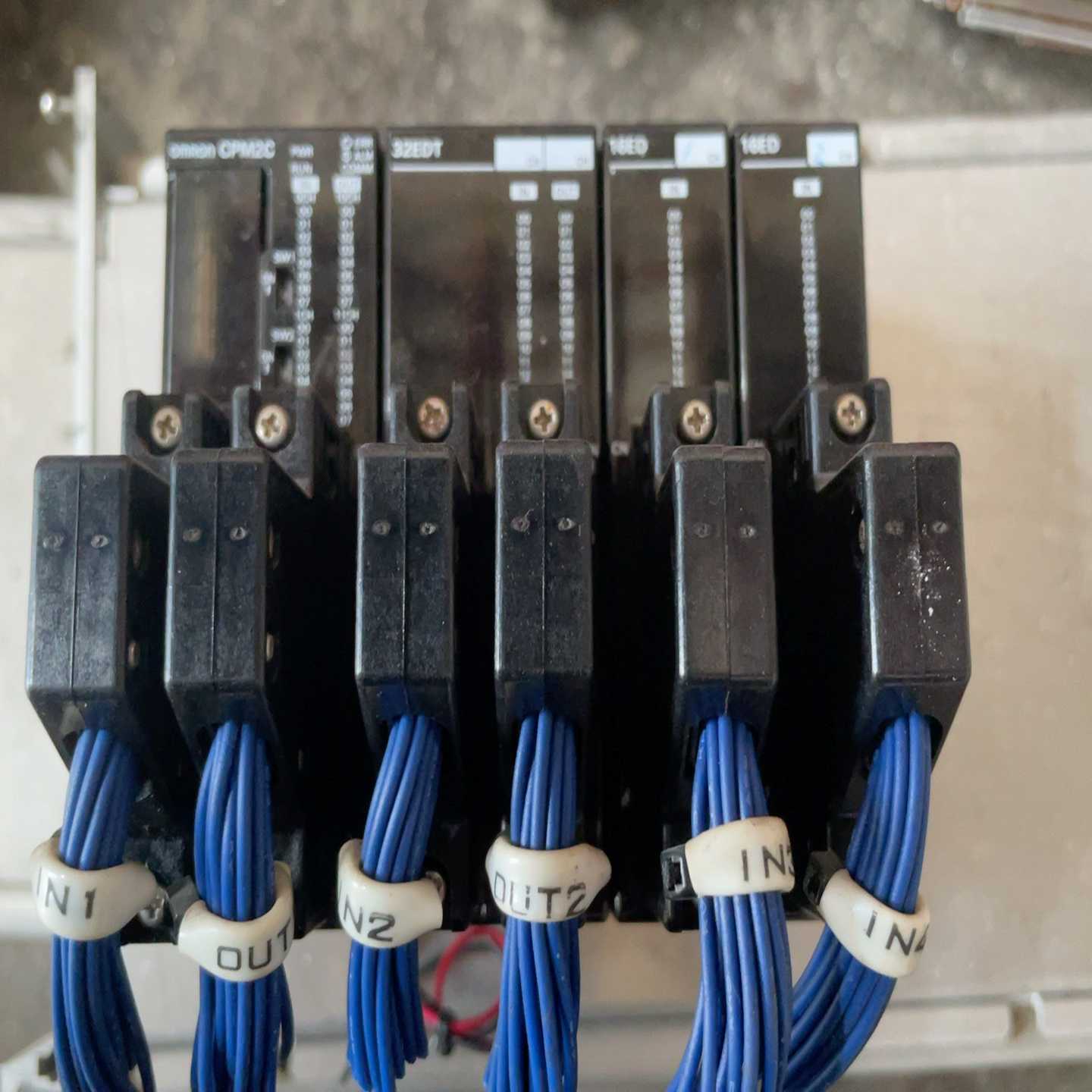 PLC控制器CPM2C，16ed，32edt，适用