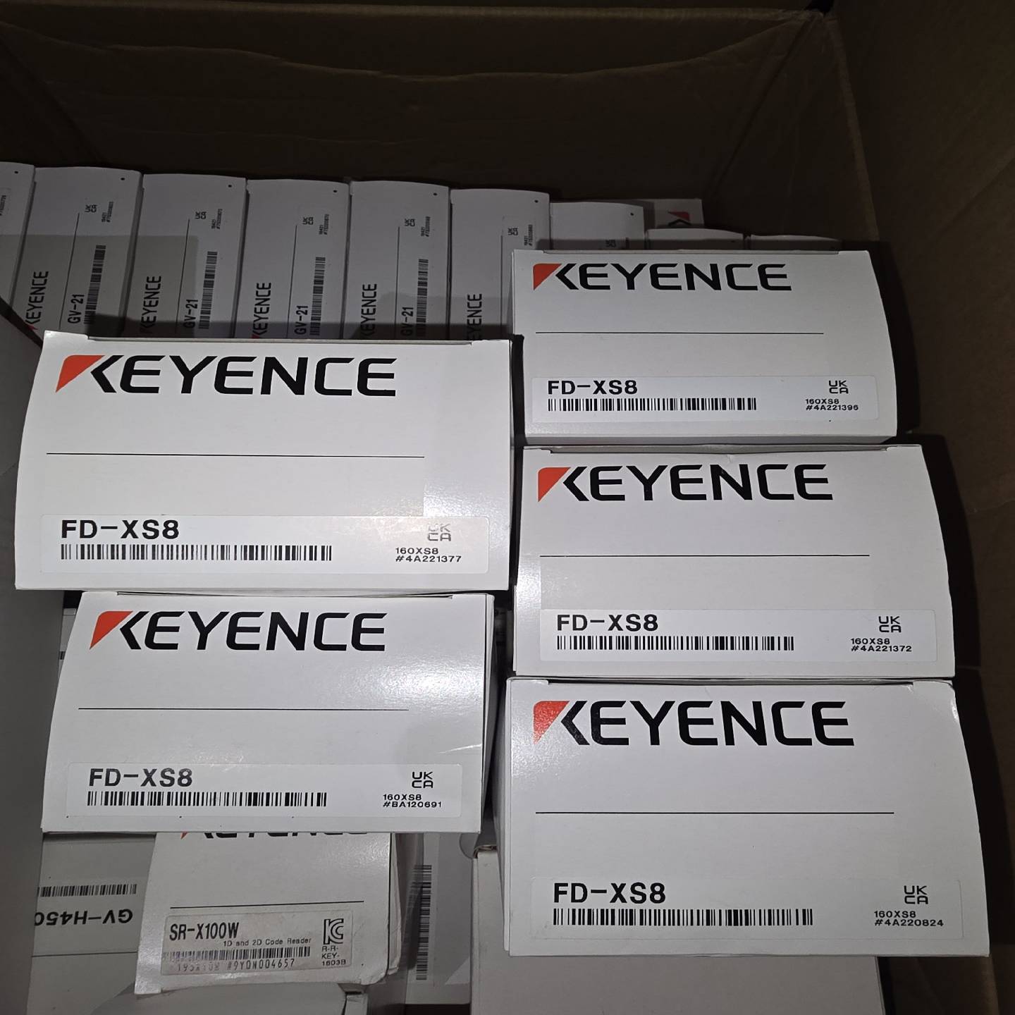 全新原装CL-P030GT-H10SJ-L005GIX{议价}