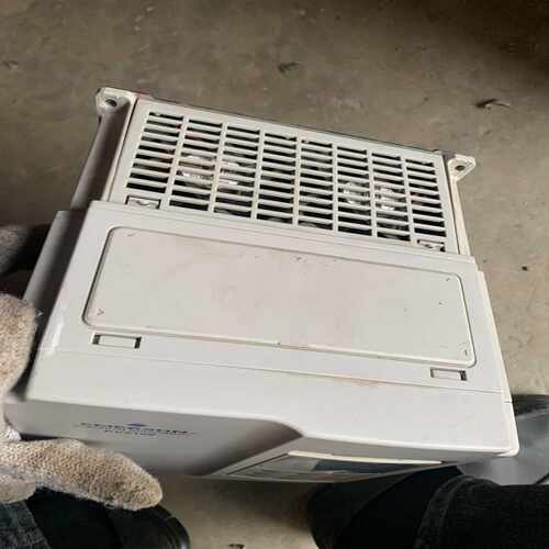 爱默生变频器 11kw 成色九成新 功能 （电子设备）