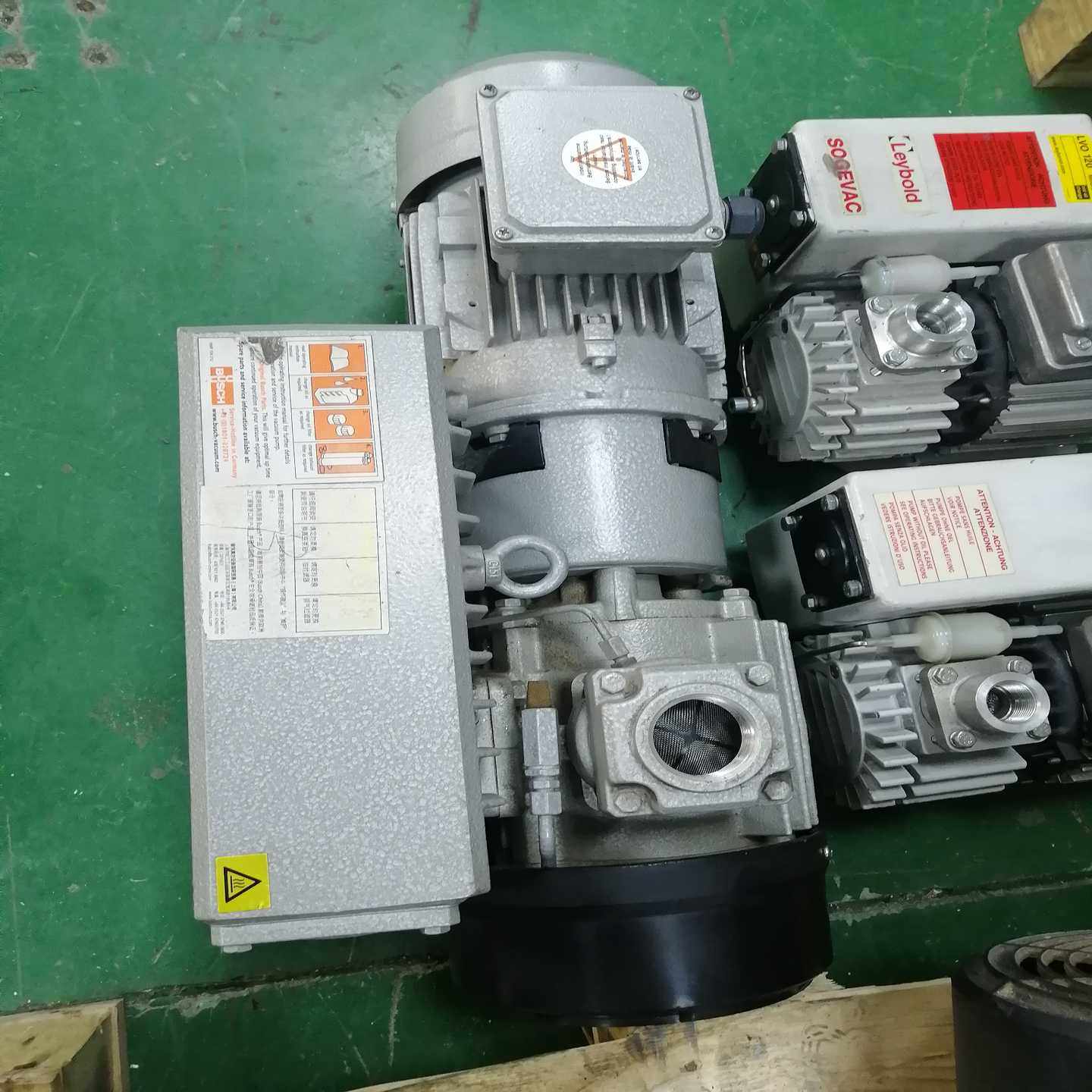 德国普旭RA040F真空泵出售，包好包用，成色新，需要的联系--议价