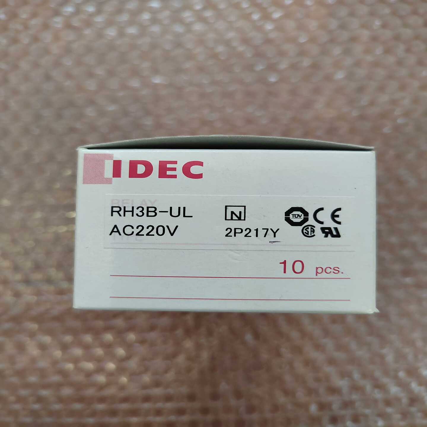 和泉功率继电器RH3B-ULAC220询价