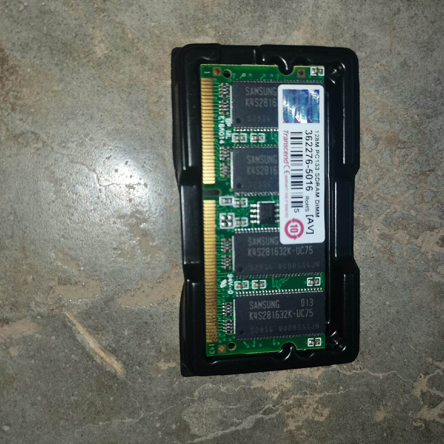 内存条128M PC133 SDRAM   PC133S-3-询价