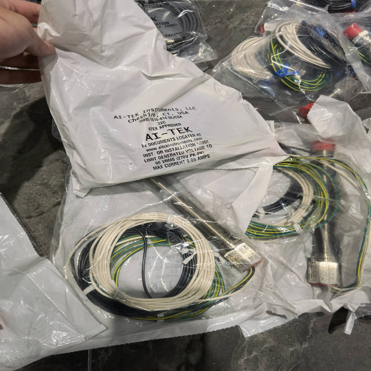 AI-TEK转速传感器70085-1010-328，标配~询价