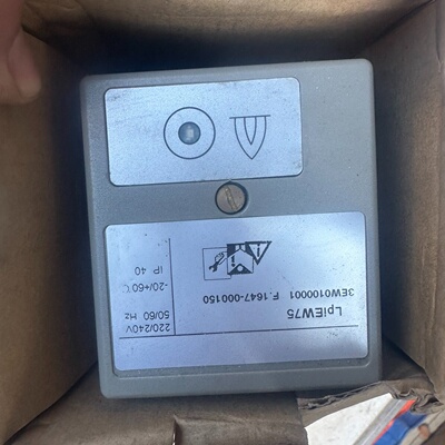 施能火焰控制器IEW75220火焰监测器SCU1.122-议价