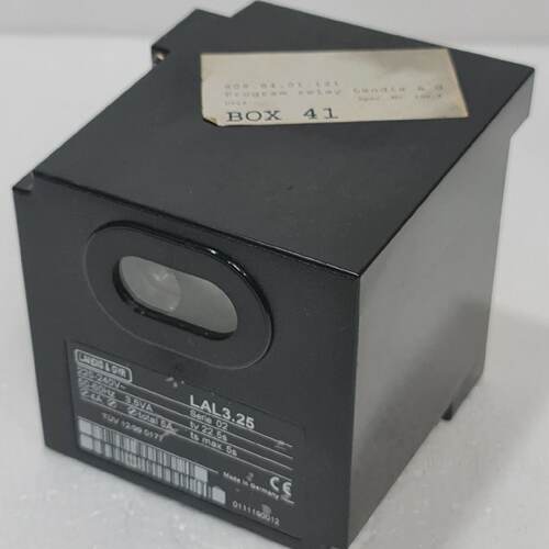 LANDIS  GYR LAL3.25 OIL BURNER CONTROLLER SERIE 02 220240V S