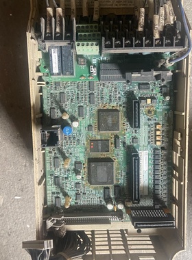 【议价】CIMRG7A2P2安川变频器2.2千瓦机器缺上盖操