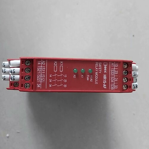 【询价】HR1S-AF5130PB和泉安全继电器成色如图，几