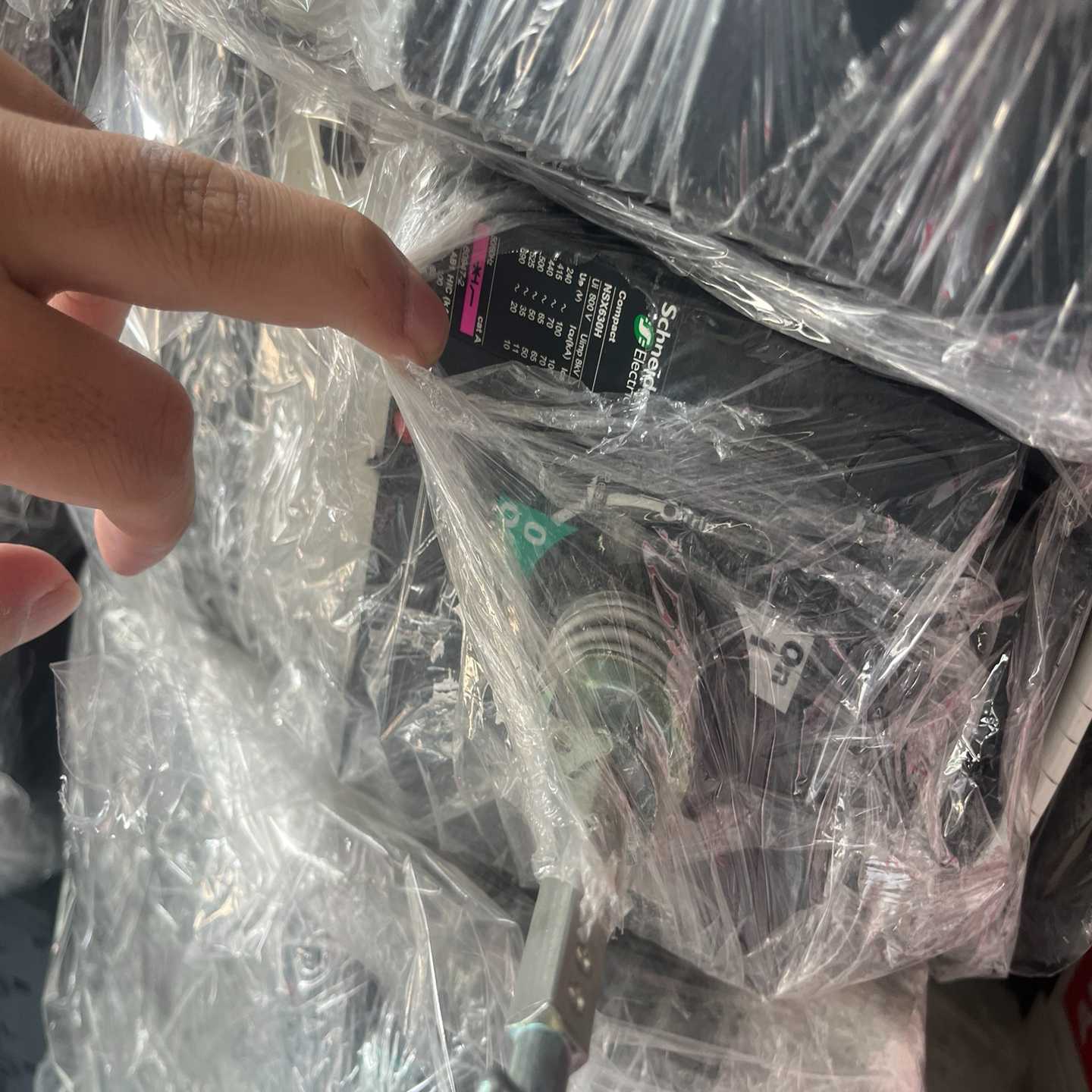 （议价）nsx开关400H630H3P带低座漂