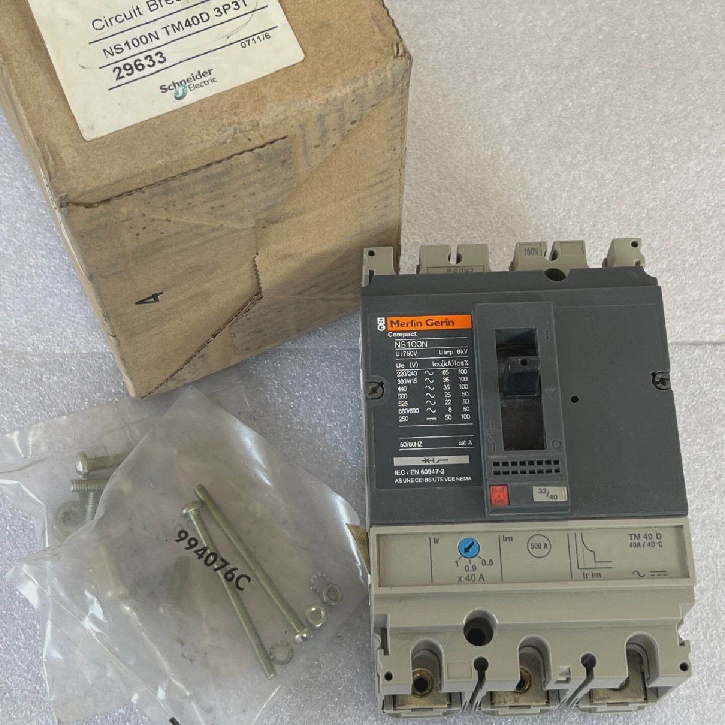 MerlinGerin29633NS100NTM49D3P3T断路器