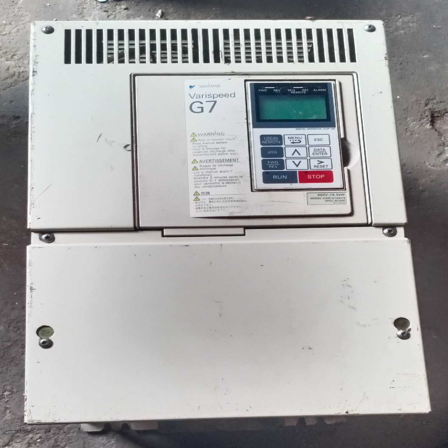 @安川变频器CIMR-G7A4018     18.5KW4（佳毅工控）