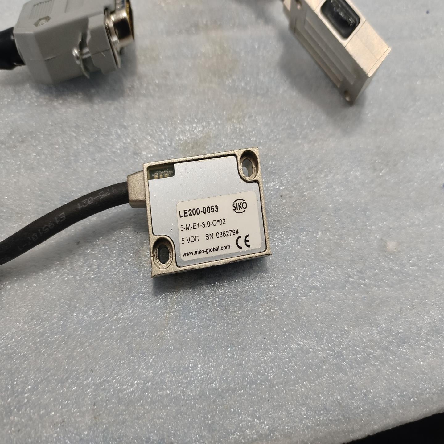 德国SIKO磁栅读数头LE200-0053，实物如图，轻微使--议价商品