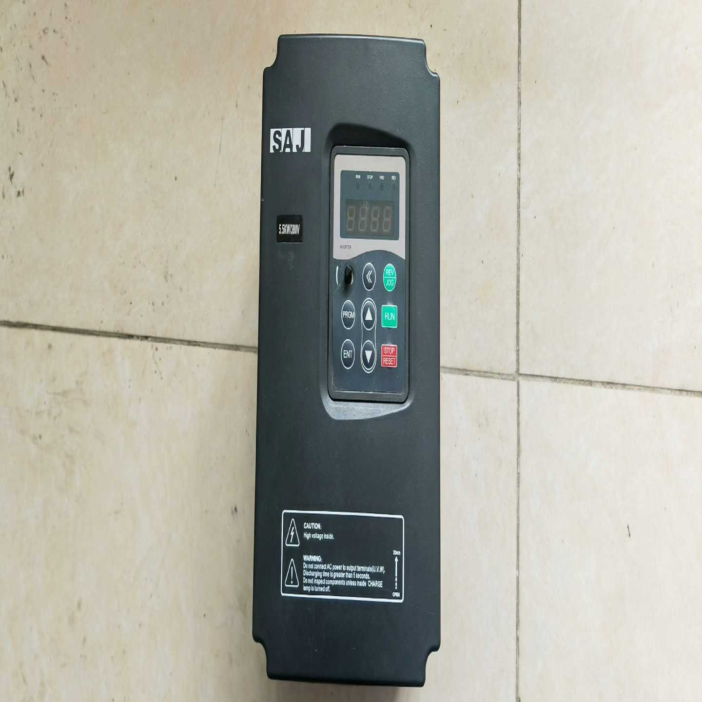 三晶变频器，8000B-4T5R5GB/7R5PB，功能询价