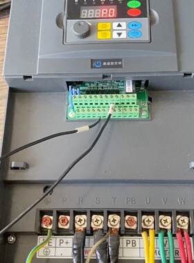 询价-鑫盛达变频器XSD72018.5G322P318.