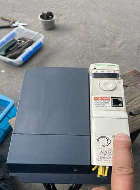 变频器ATV32HU75N4/7.5KW/380V成色~询价