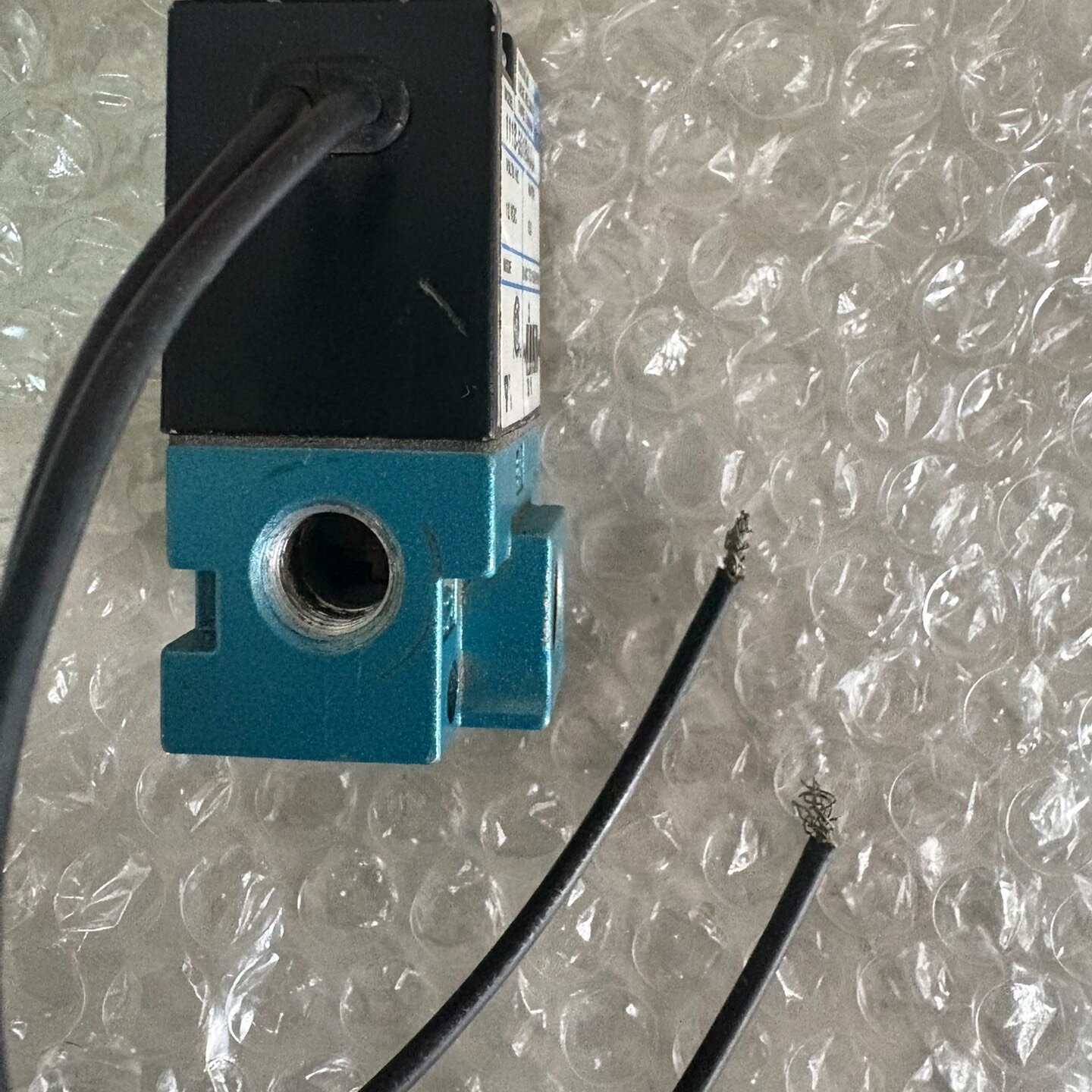 美国MAC电磁阀，型号111B-551BAAA，工作电压DC--议价商品