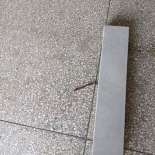 路沿石侧边侧石树围边挡泥芝麻白路沿石路缘平石侧石内庭金条石院