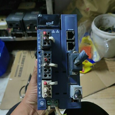 富士伺服驱动器RYH751F5-VV2，750W，电源200议价