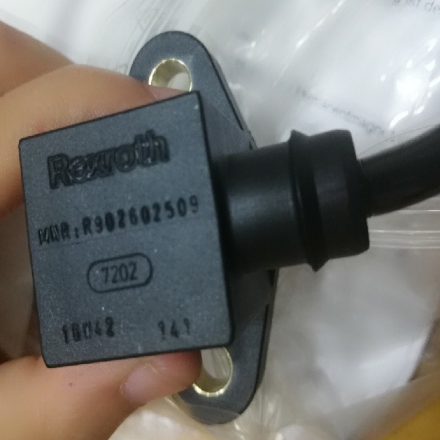 配件REXTOTH力士乐速度传感器 R902602509   HDD1L32ND20议价