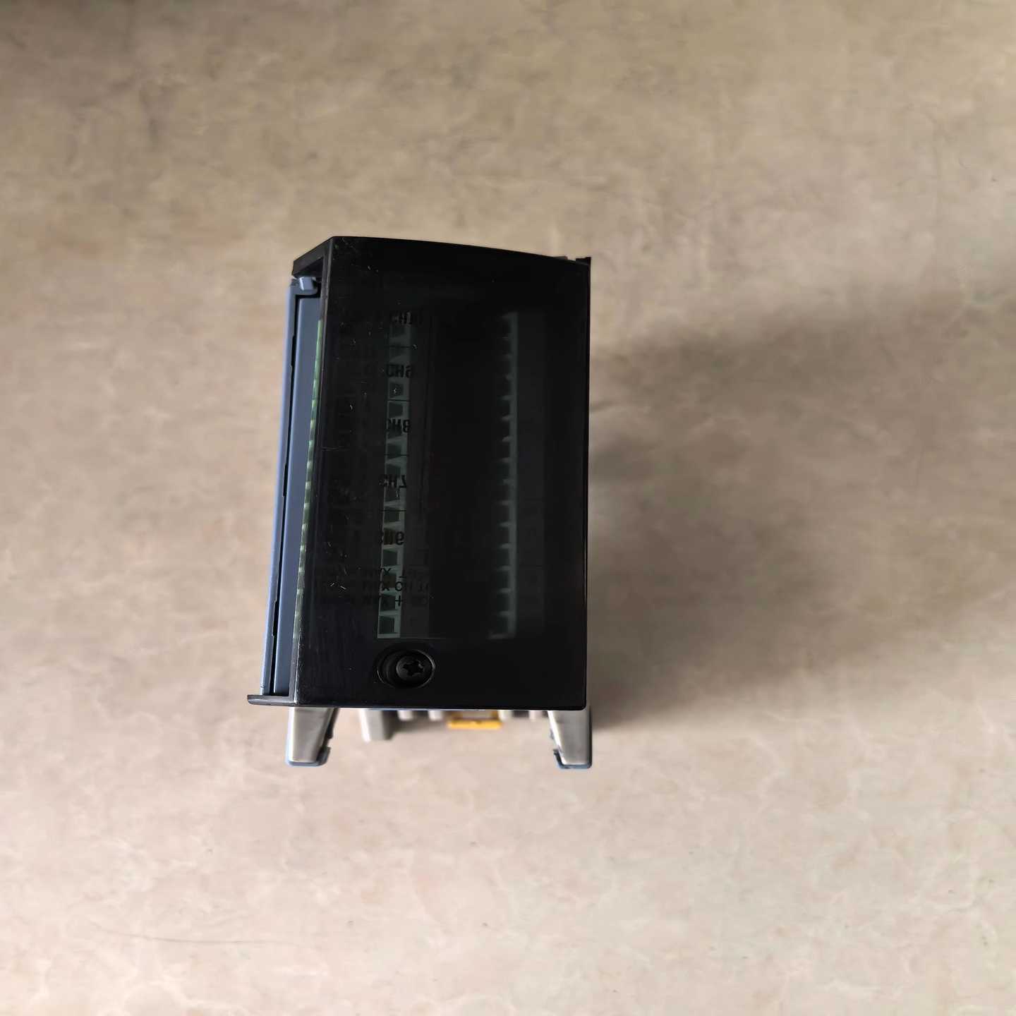 询价横河MX110数据采集模块，型号MX110-UNV-M10，