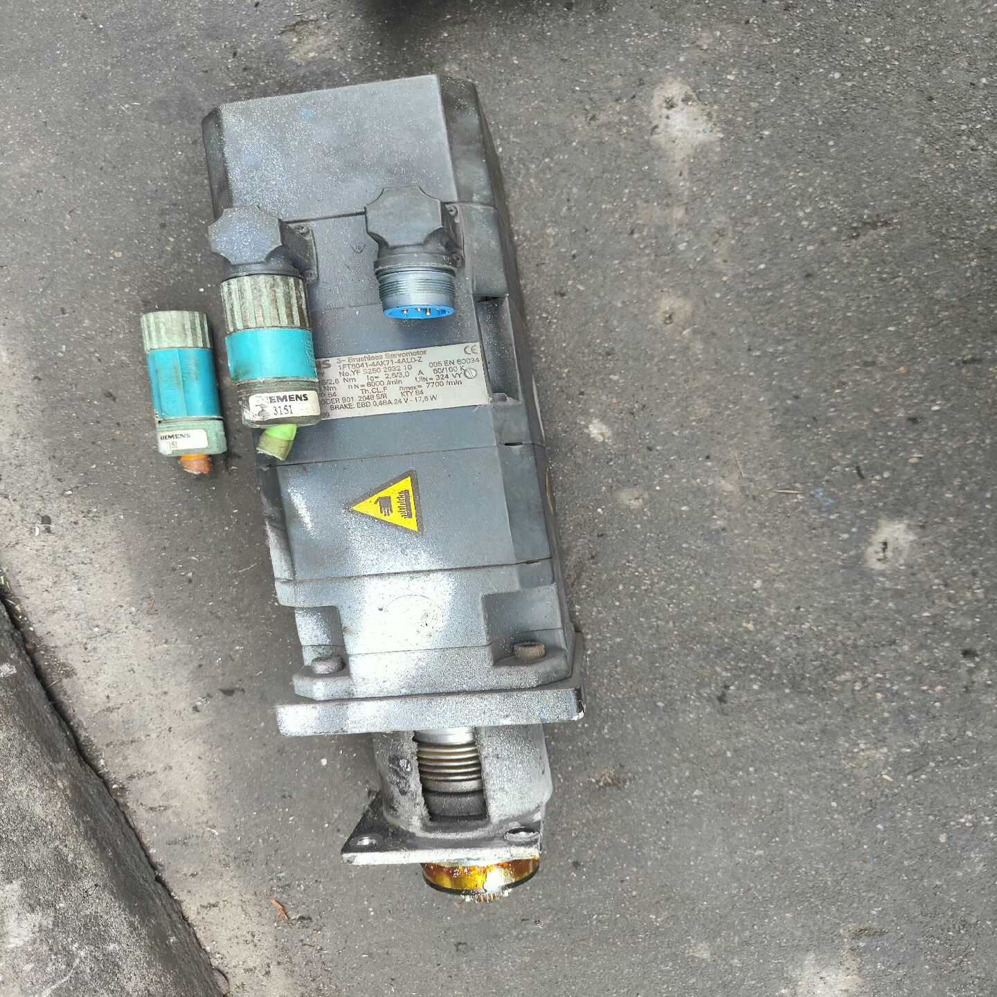 电机1FT6041-4AK71-4AL0-Z功能正常包询价