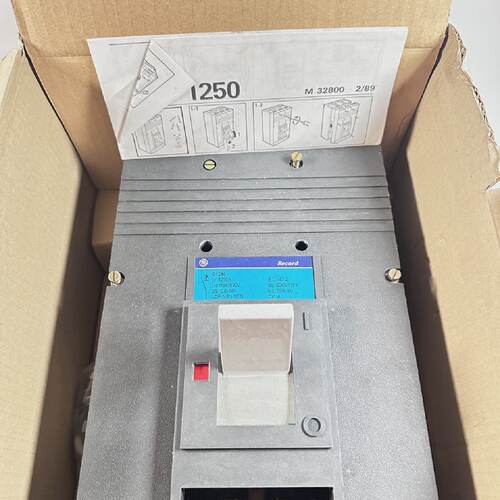 GE D1250 718030 Circuit Breaker Without Trigger