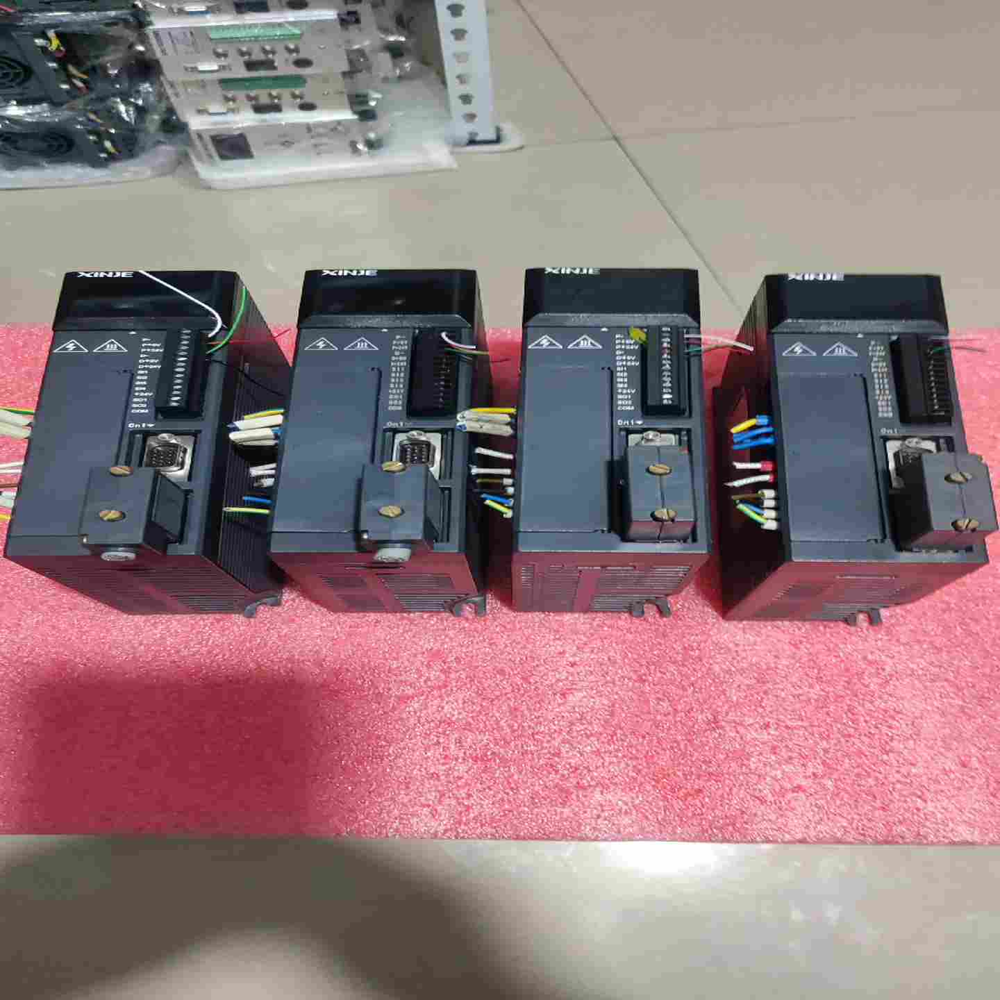 询价信捷驱动器  DS2-20P4-AS   2台 DS2-~可接维修