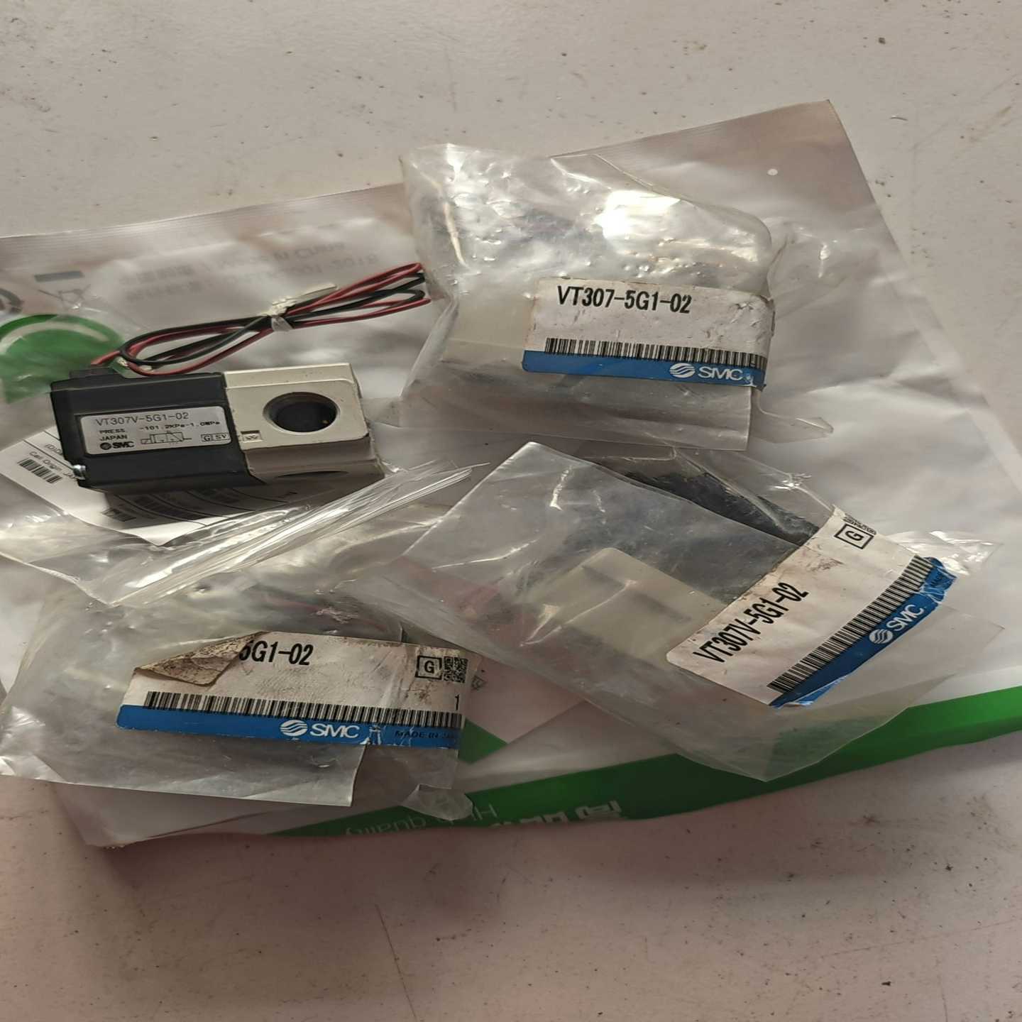 议价日本原装正品SMC电磁阀VT307-5G1-02全新原装正品