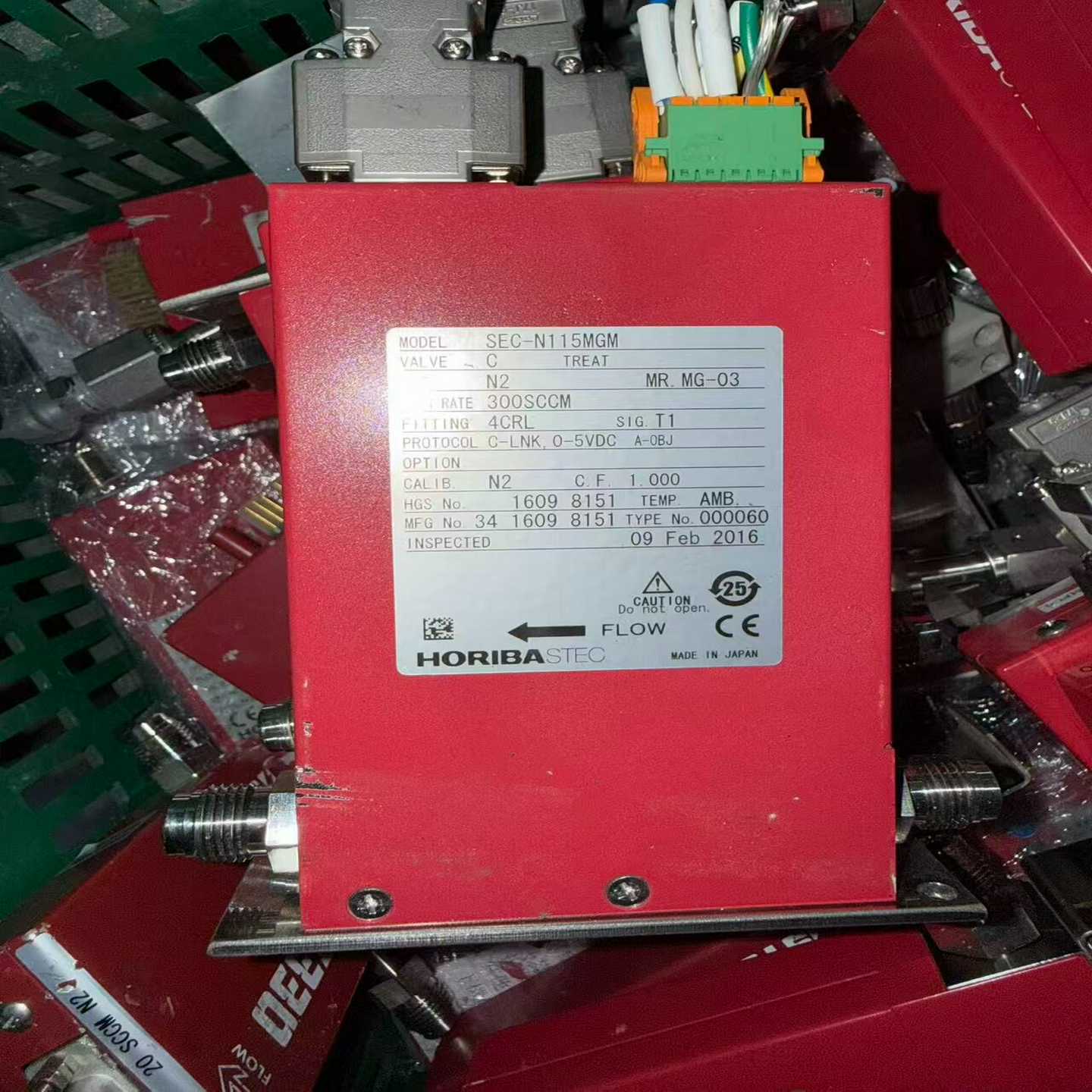 日本正品horibaSEC-N115MGM300SCCM--议价商品