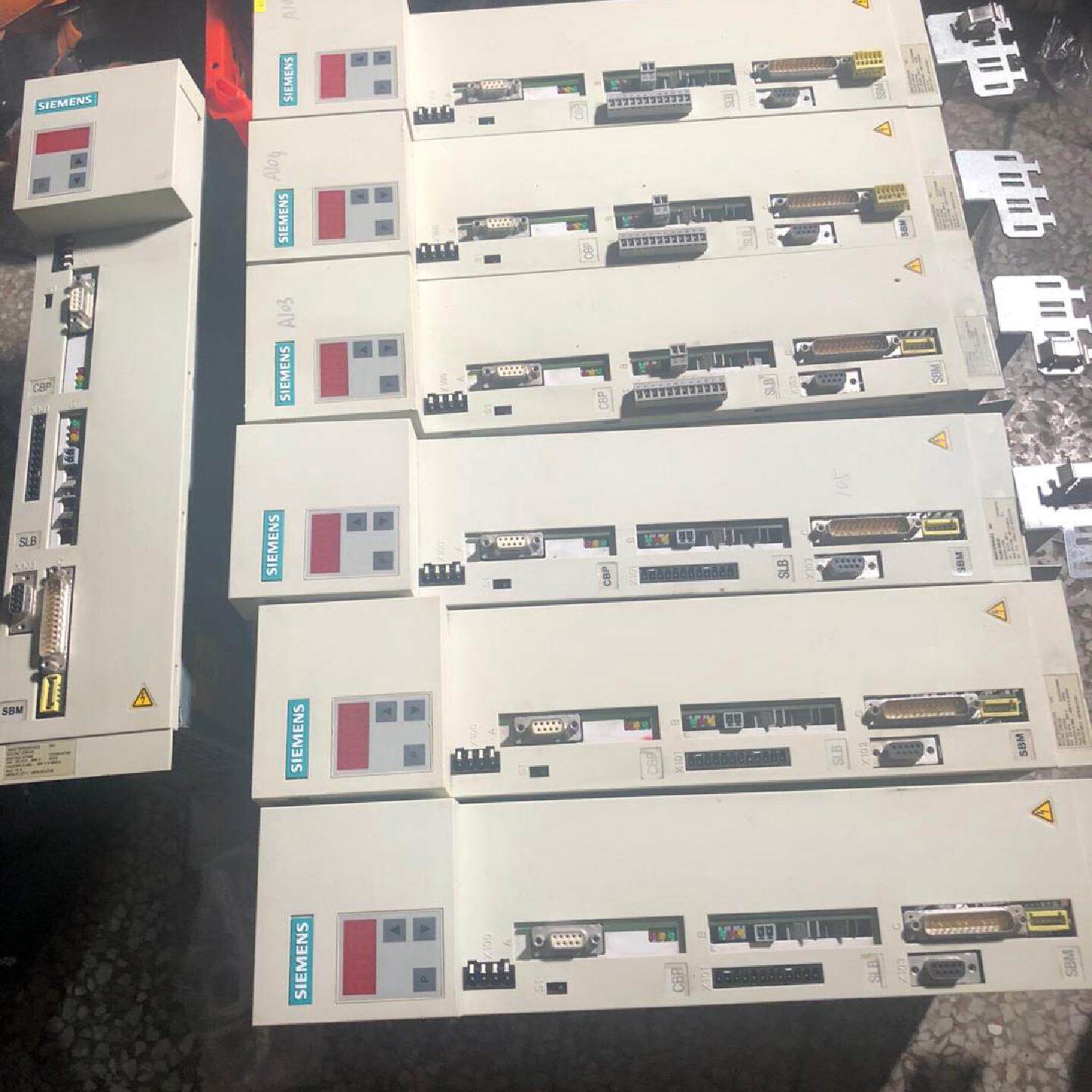 议价西门子 6SE7021-0TP50-Z 有5个,单价2688