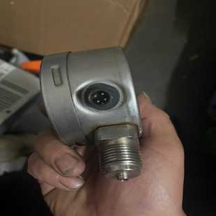伦茨变频器E82Ev152 拆机包好成色实物图1 原装