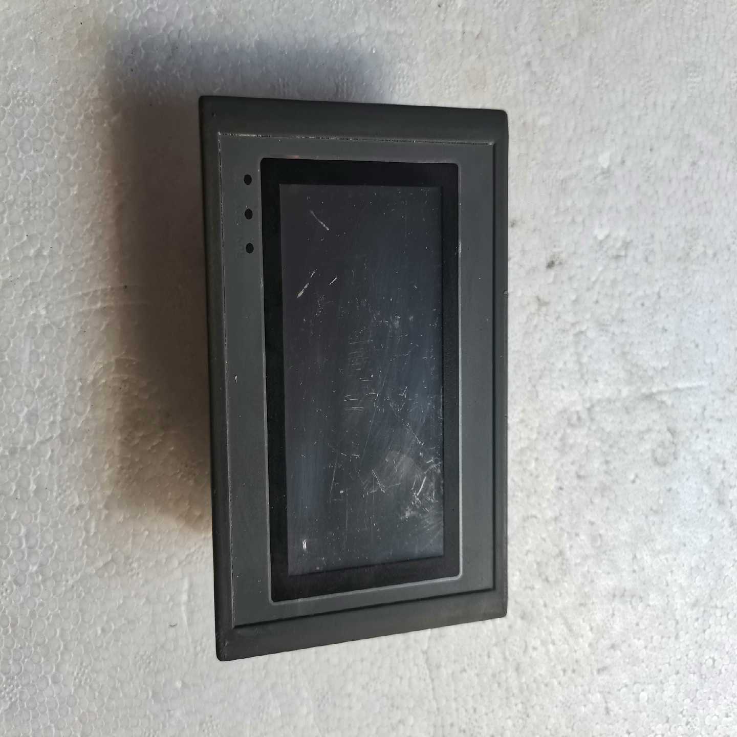 询~触摸屏一体机EX2N-43H-18MRT-2AD-EK-1P