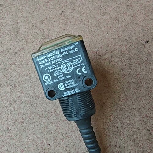 罗克韦尔AB传感器42EF-P2MPB-F4，Right议价