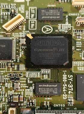 EP3C80F484，老呸，有4个。有的可以联系。外观包询价