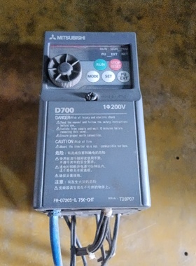 议价变频器0.75KwFRD720S0.75KCH议价