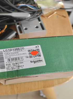 施耐德LC1D128E7C48V交流接触器，带包装未使用