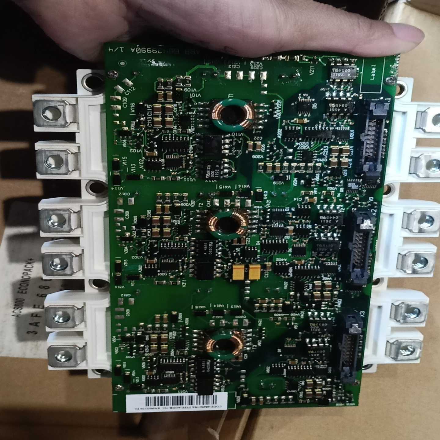 询价ABB开封 FS450R17KE3 AGDR-71C，现~可接维修