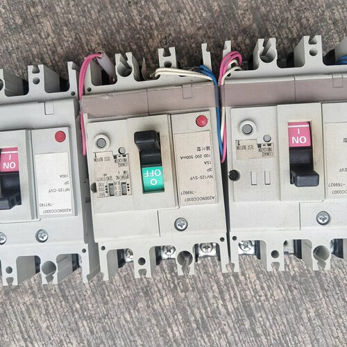 NV125SVF三菱漏电有2个32A有1个15A有1-议价