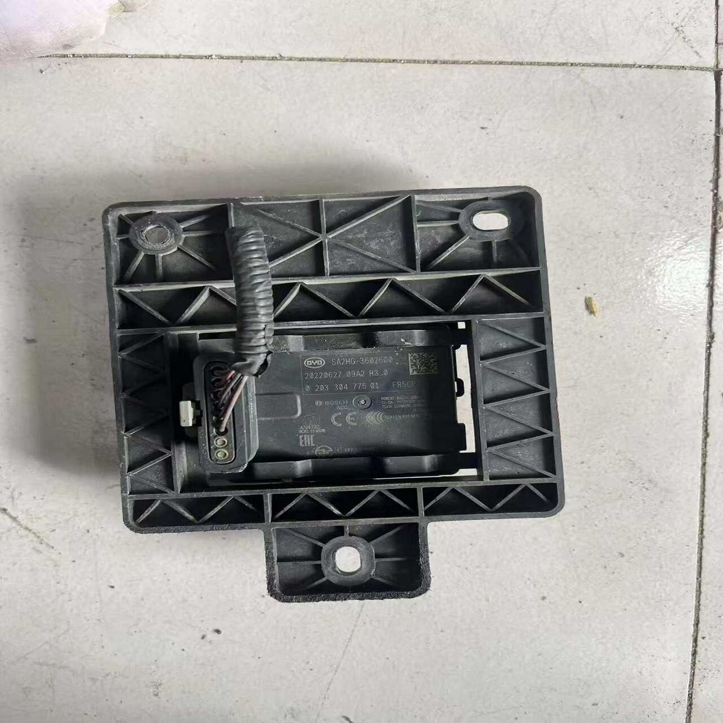 比亚迪宋ProDm前置毫米波雷达ACC原装拆车件零件编--议价商品