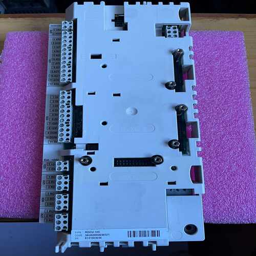 咨询-ABB800变频器主控板I/O板型号：RDCU-12C