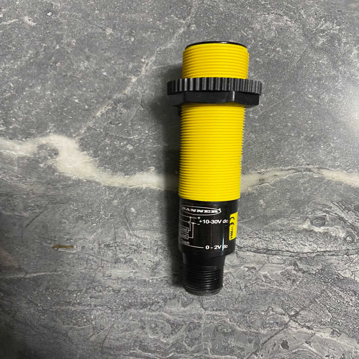 邦纳超声波传感器S18UBAQ接插式件！运费自理！询价
