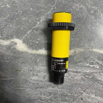 邦纳超声波传感器S18UBAQ接插式件！运费自理！询价